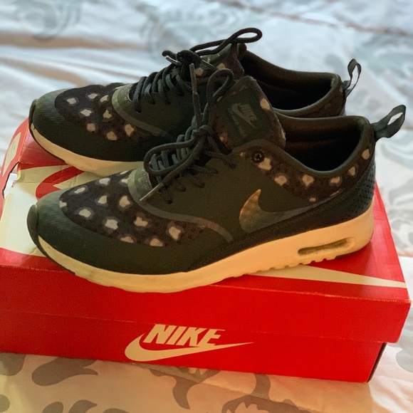 Nike Shoes - Air Max Thea Print